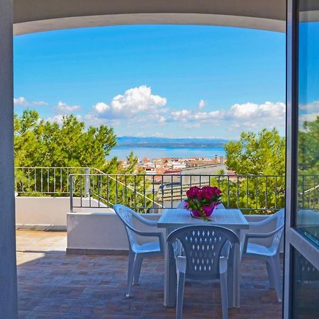 Residence Fior Di Sulcis Calasetta Exterior photo