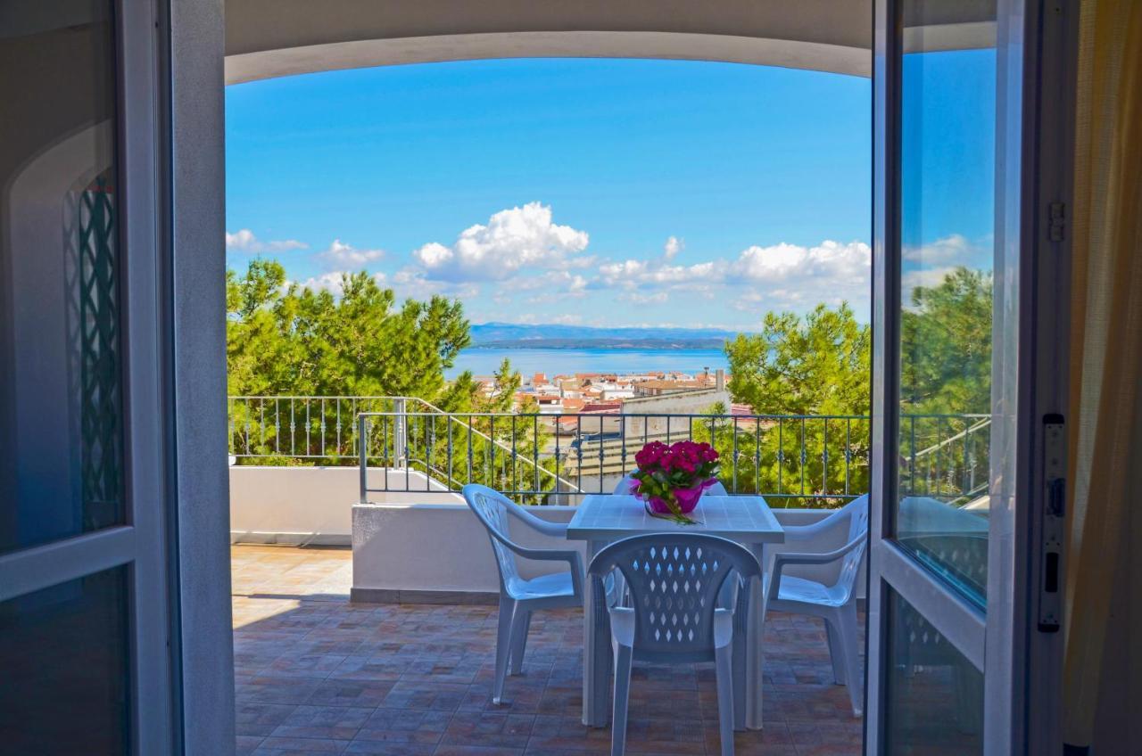 Residence Fior Di Sulcis Calasetta Exterior photo