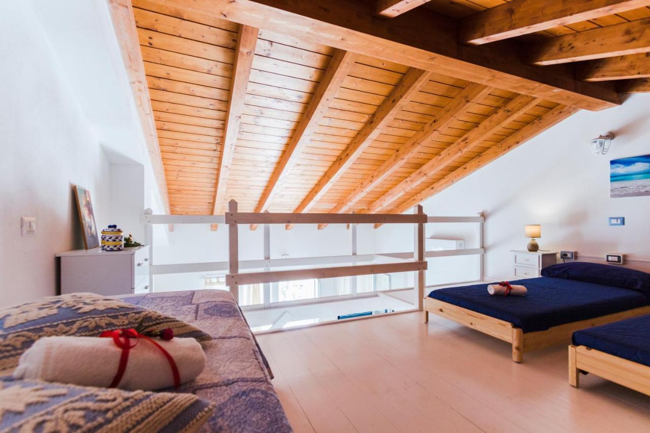 Residence Fior Di Sulcis Calasetta Exterior photo