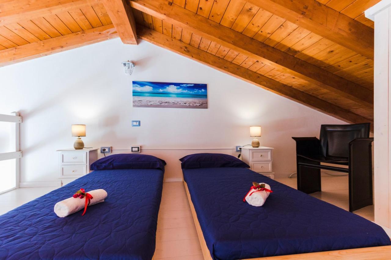 Residence Fior Di Sulcis Calasetta Exterior photo